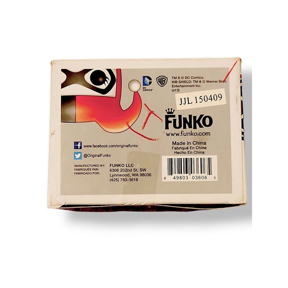 Funko POP! Heroes: DC Comics - Harley Quinn #34 PX Preview (Glow in the Dark) - Picture 5 of 7